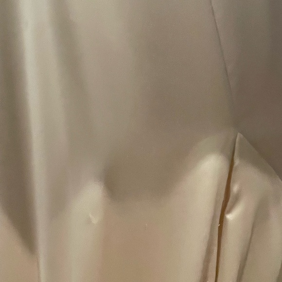 Fame & Partners Rosabel Maxi Dress, size 8, gold/champagne - Picture 5 of 11